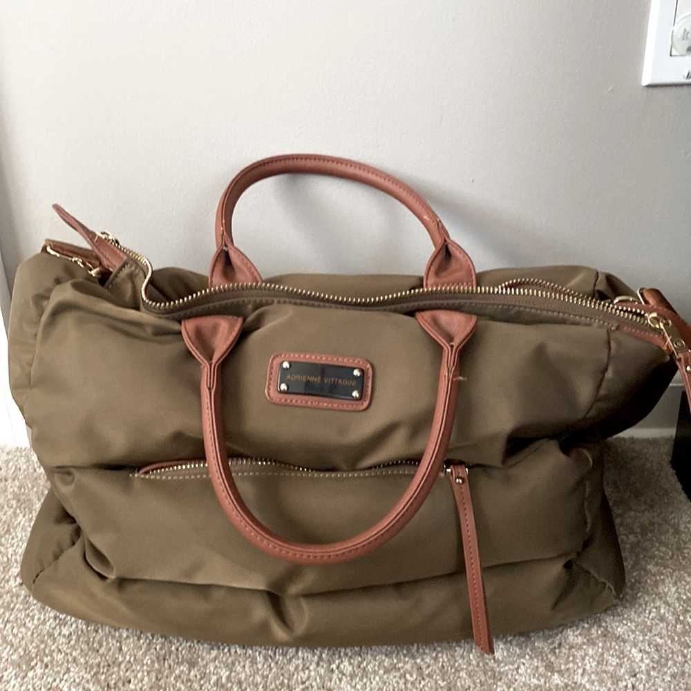 Adrienne Vittadini weekender bag